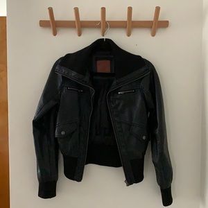Black Polo women’s leather jacket